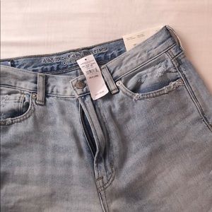 American eagle outfitters mom high rise jeans
